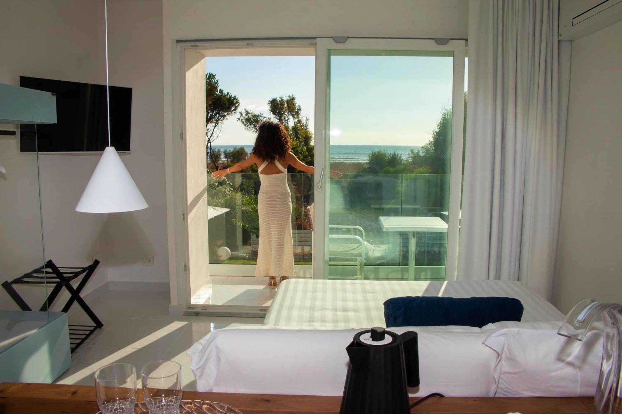 Aquamaris Design Suite & Spa Paestum Eksteriør bilde