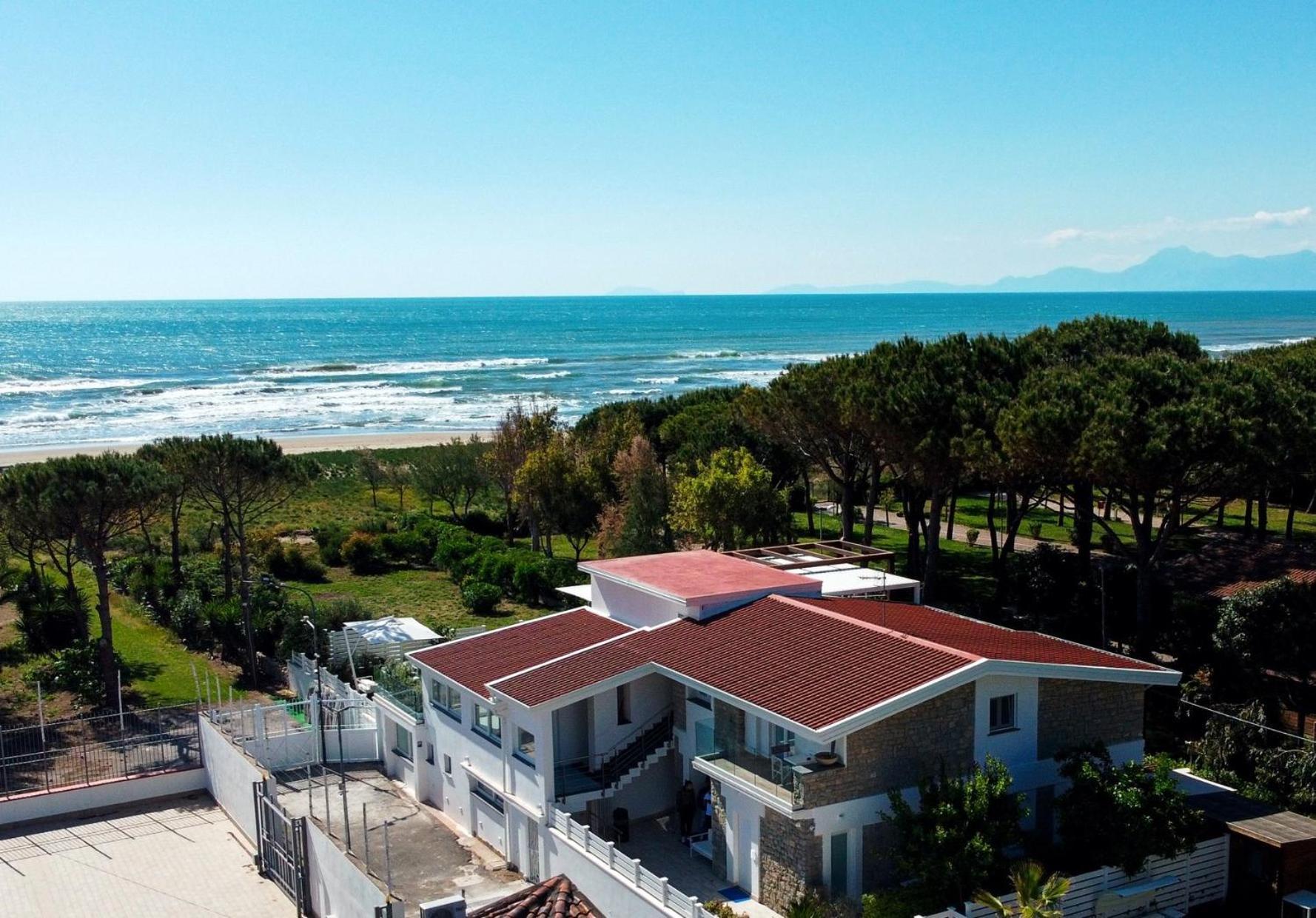 Aquamaris Design Suite & Spa Paestum Eksteriør bilde