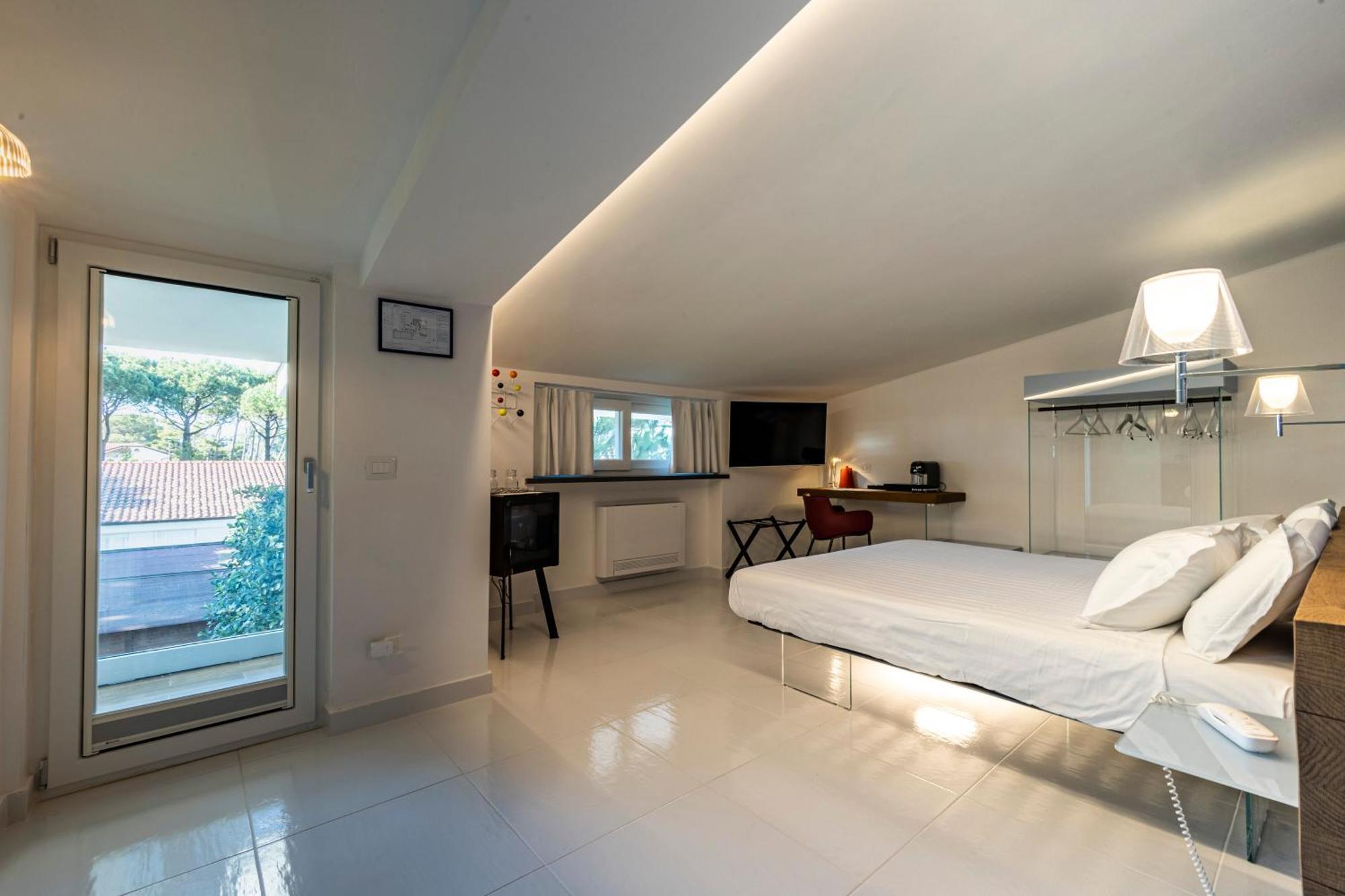 Aquamaris Design Suite & Spa Paestum Eksteriør bilde