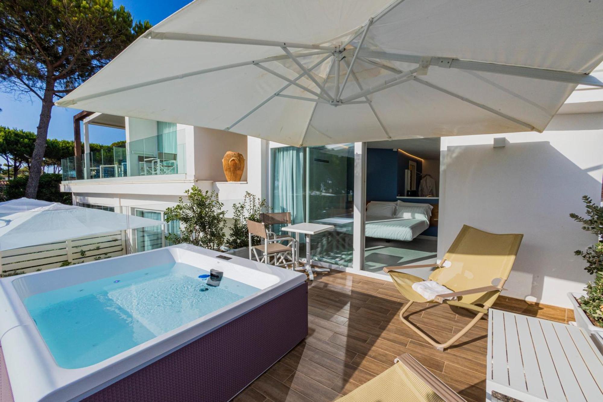 Aquamaris Design Suite & Spa Paestum Eksteriør bilde